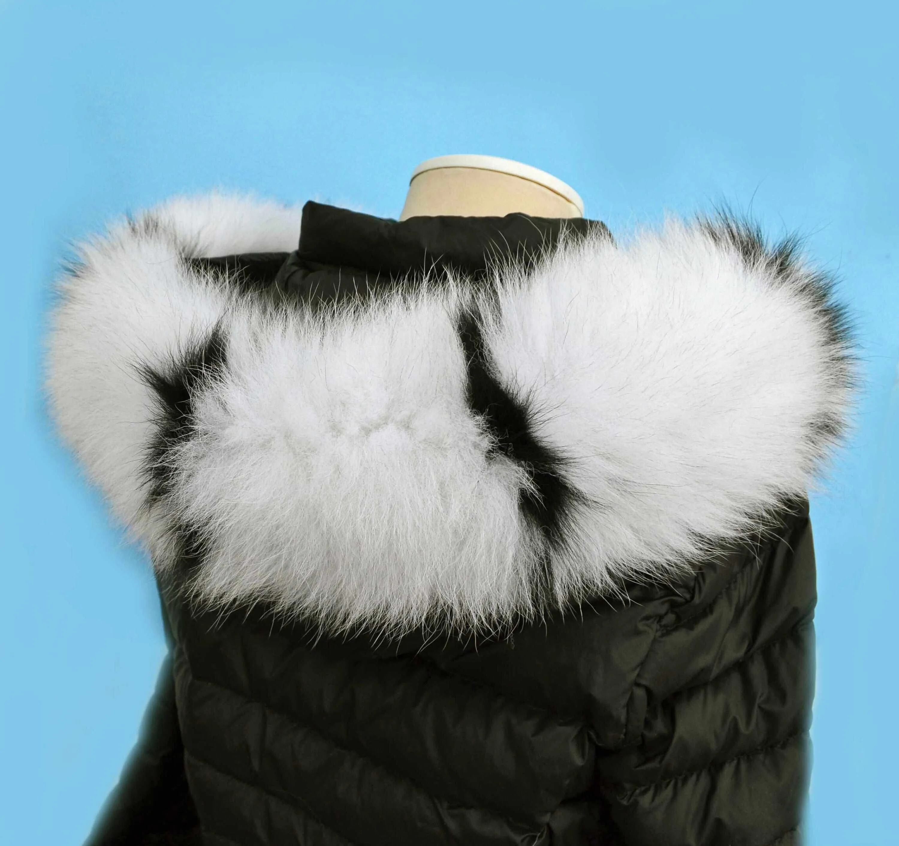 BY ORDER XXL Real Fox Fur (skin) Trim Hood with lining and buttons, White and Black Fox Fur Collar, Large Fur Scarf Ruff, Real Fur Hood