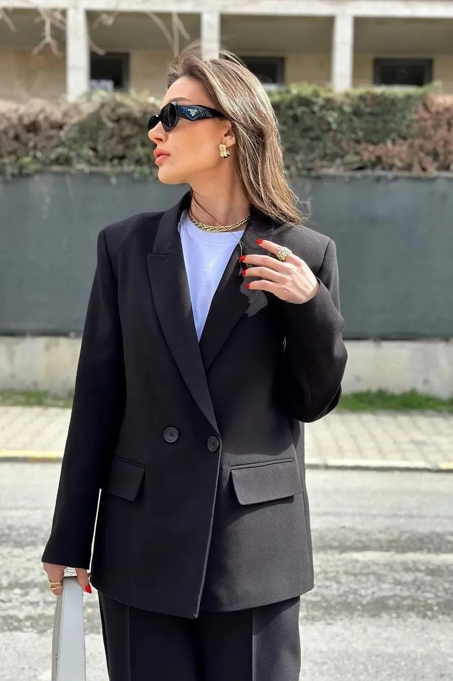 Ensemble Tailleur Noir – Blazer Oversize et Pantalon Élégant pour Femmes