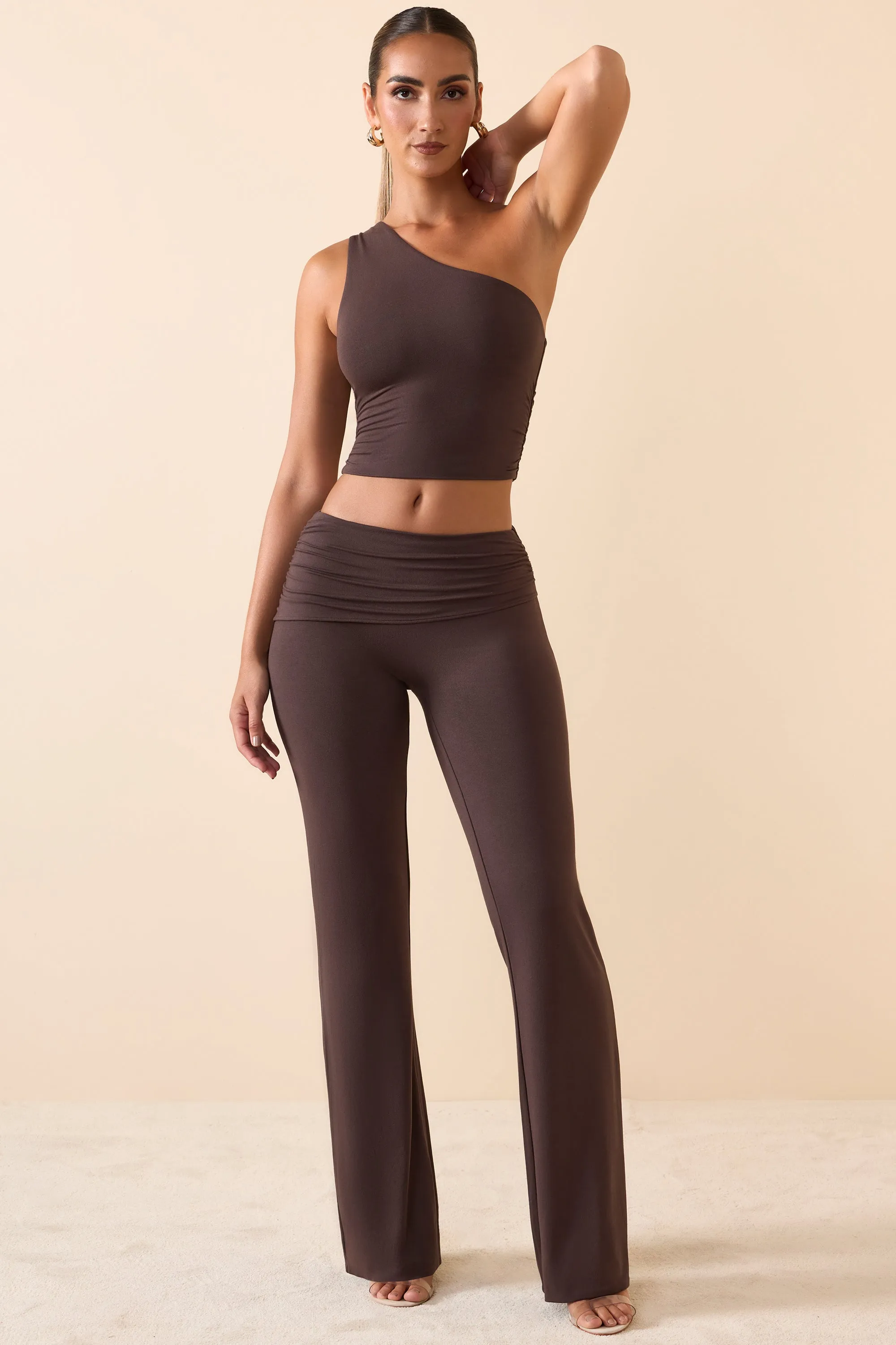 Mid Rise Straight Leg Trousers in Chocolate Brown