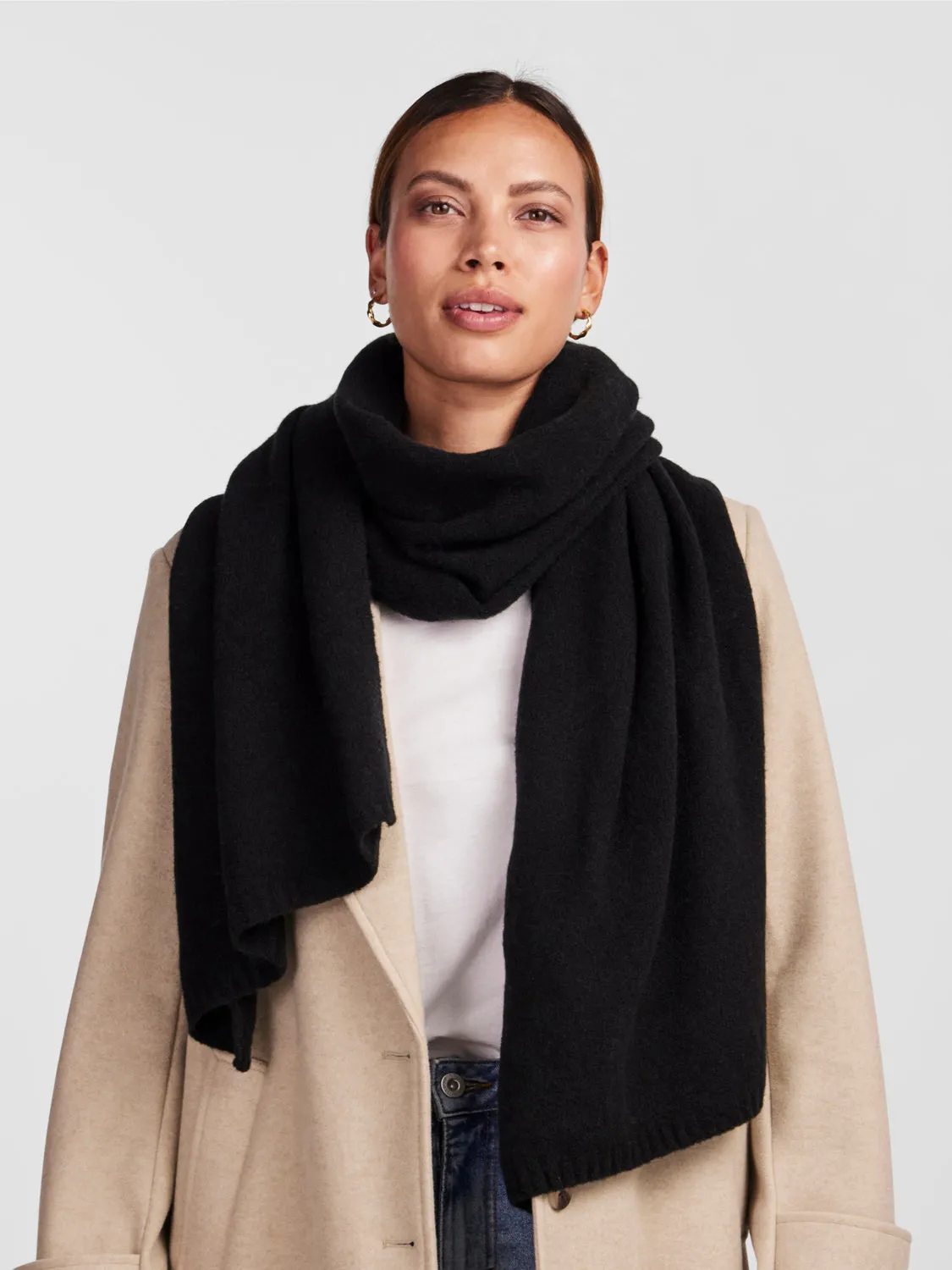 PCNELLA Scarf - Black