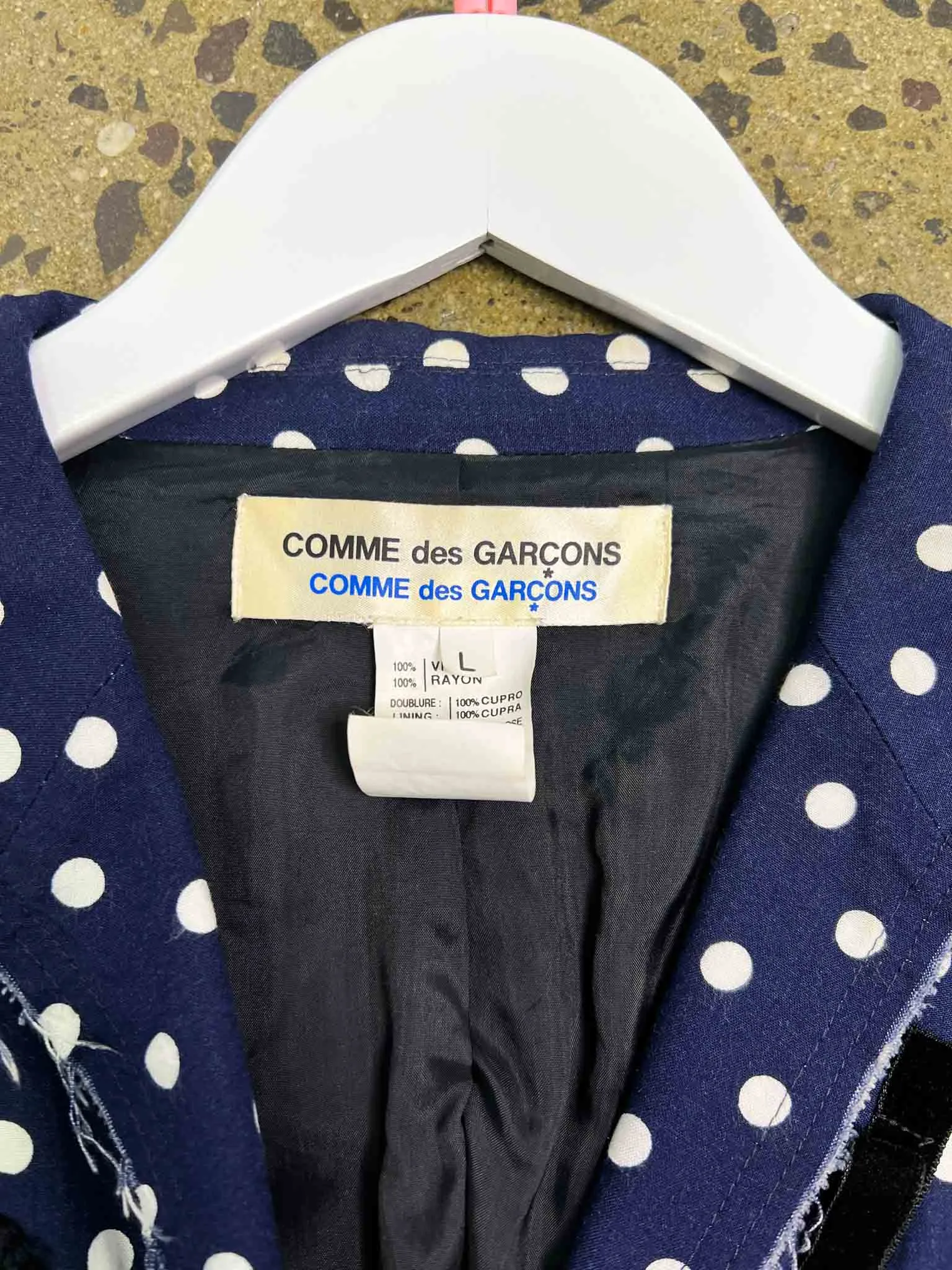 Size L - Comme des Garçons Polka Dot Velvet Bow Trim Jacket