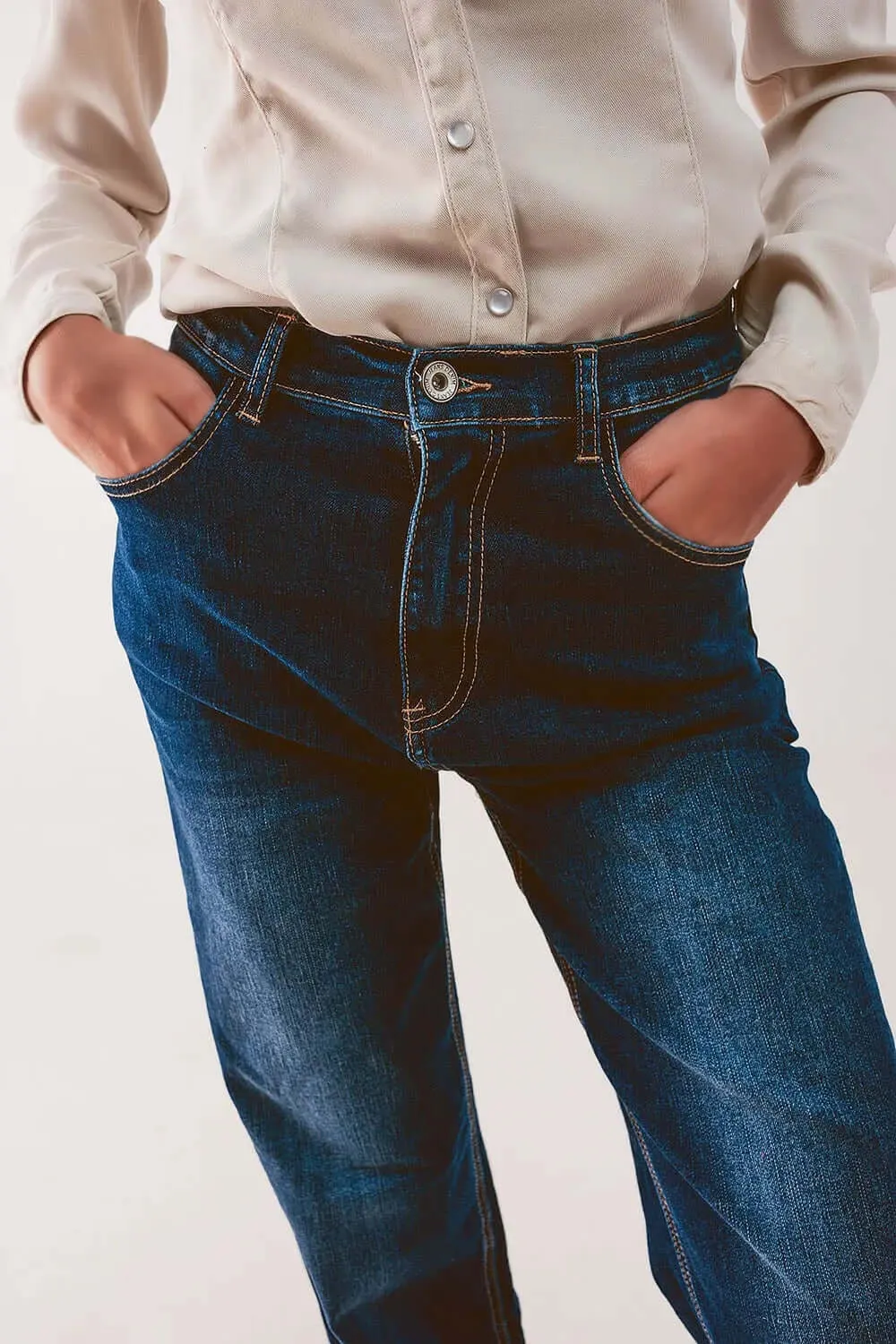 Straight Leg 90s Jeans With in Dark Blue