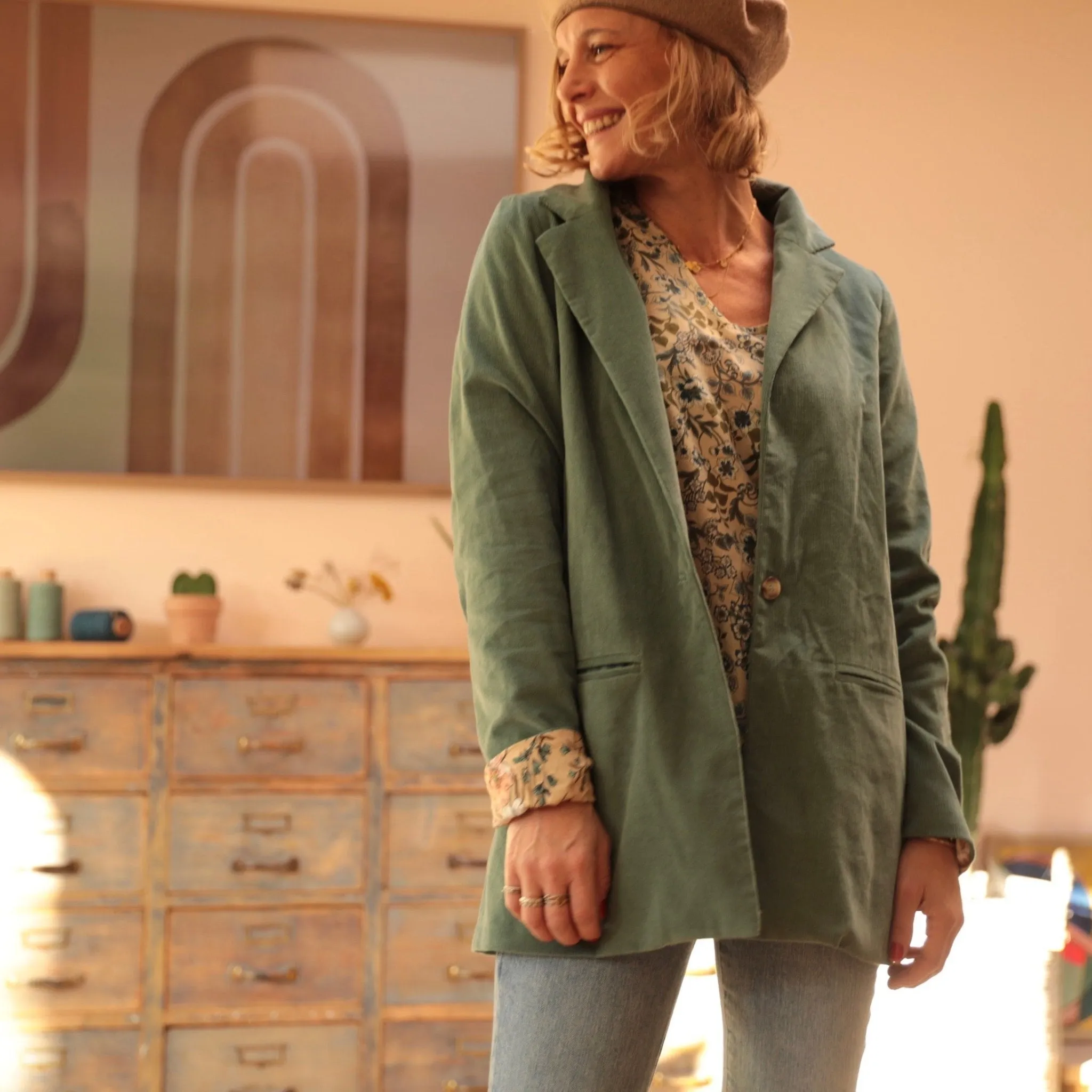 Veste Simone velours milleraies vert printannier