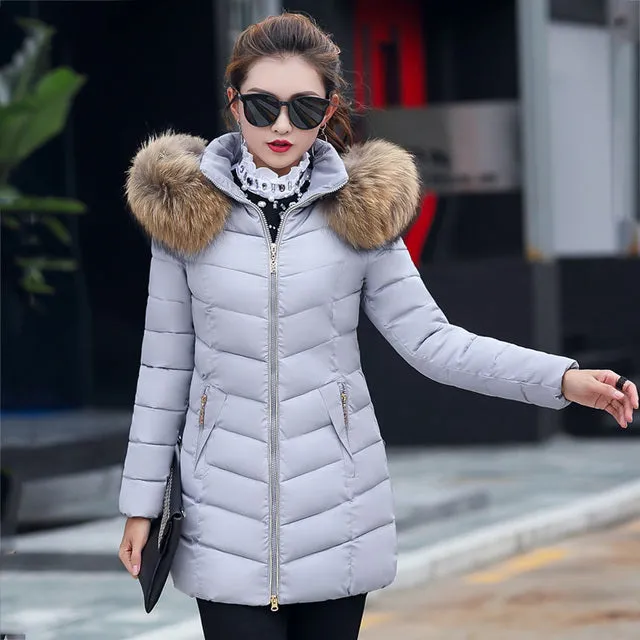 Women Slim Winter Parka Jacket With Fur